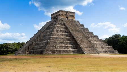 KAKAV PRIZOR NA VRHU PIRAMIDE Turisti trljaju oči u neverici "Tu nisu čista posla"