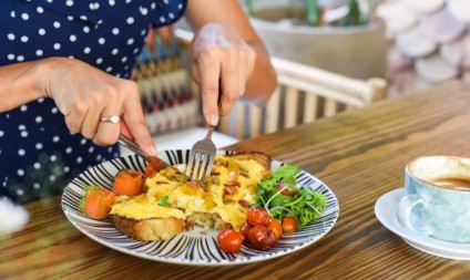 Doručak koji snižava pritisak: Kardiolog otkriva šta jede svako jutro za zdravlje srca