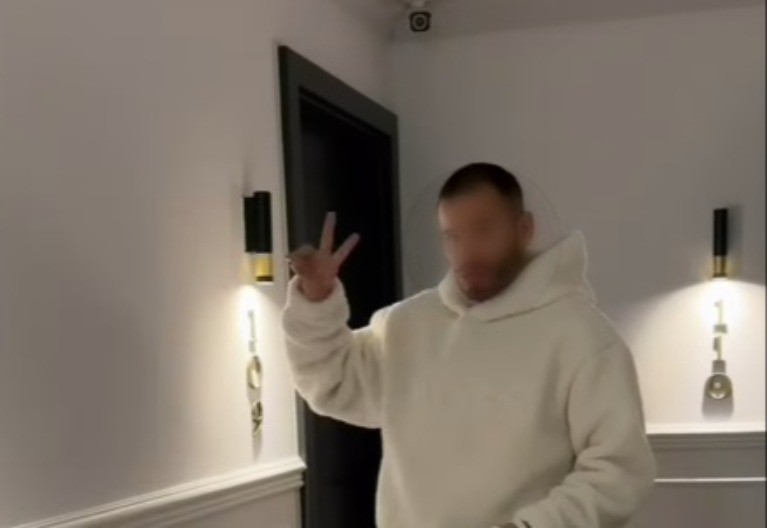 "NAGUTAO SE LEKOVIMA, NAŠLI SU GA U STANU" Estradni frizer zbog zabranjene ljubavi presudio sebi?! 