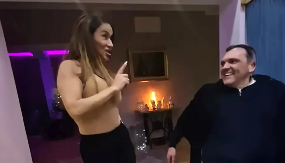 EVO ŠTA RADE KAD IH NIKO NE GLEDA Ovo je pravo stanje u vezi Mine i Kaspera, njegova reakcija je sve rekla (VIDEO)