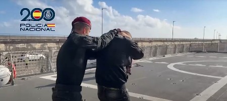  ZAPLENA 10 TONA KOKAINA  Uhapšena i dva srpska državljanina, označeni kao šefovi grupe