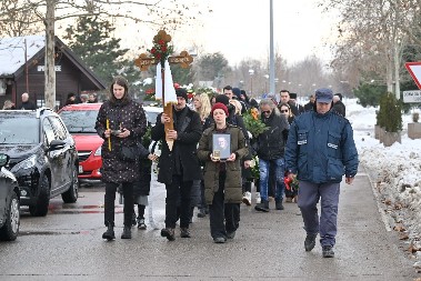 SAHRANJEN LJUBA NINKOVIĆ Ispraćen je uz stihove tužne pesme 