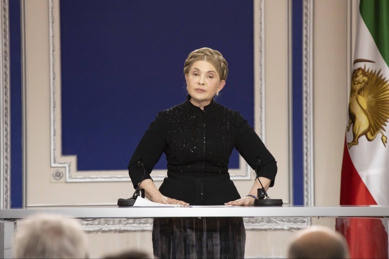 SKANDAL TRESE UKRAJINU! Julija Timošenko optužena da je nudila mito poslanicima