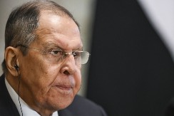 LAVROV BESNI "Operacija SAD u Venecueli je grubo kršenje međunarodnog prava"
