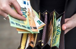 Od danas ste magnet za pare i ljubav! Za 3 horoskopska znaka se otvaraju vrata izobilja i sreće