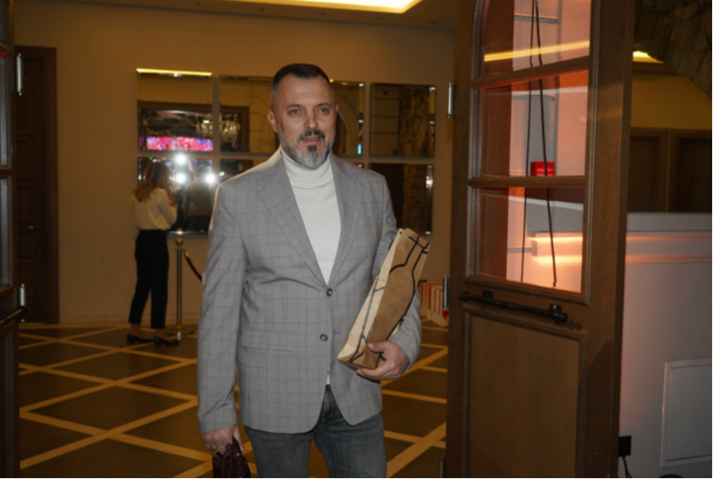 "ZAMERIO BIH SE OCU KADA BIH REKAO SVE, ODVRATNE STVARI SU U PITANJU" Brat Rade Manojlović nakon toliko godina otkrio pravo stanje u porodici 