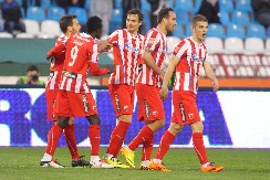 TURSKE ZASTAVE, MRŽNJA, PREMIJE OD PARTIZANA I TRI PRSTA Zvezdini fudbaleri se prisetili haosa i istorijskog meča u Novom Pazaru (VIDEO)