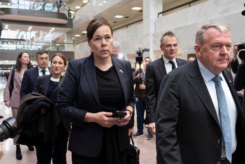 TAJNE IZA ZATVORENIH VRATA! Ministarka Grenlanda ZAPLAKALA posle sastanka sa Trampovim ljudima