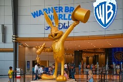 I političari su umešani, saga milijardera se nastavlja - bitka za Vorner bros trese filmsku industriju