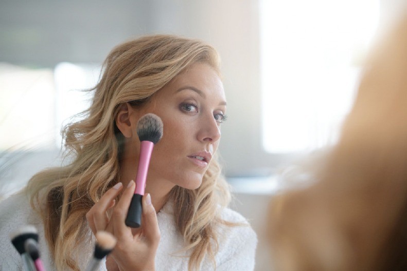 Lice kao od lutke: Srpkinje obožavaju trik šminkanja koji su proslavile Korejke, ovako se postiže savršen izgled