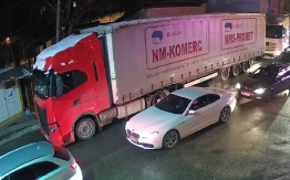 TERETNJACI U PAKLU! Čekanje na granicama i do 4 sata 