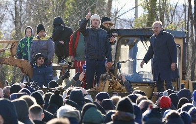 BLOKADE U CRNOJ GORI Botunjani odlučni: crnogorska policija objavljuje saopštenja kao u vremenu komunizma