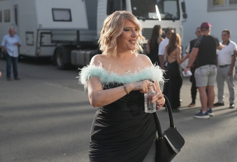 "DUŽIĆU GA ZA 1000 EVRA" Jelena Golubović otkrila detalje razvoda, suprugu postavila jasan uslov!