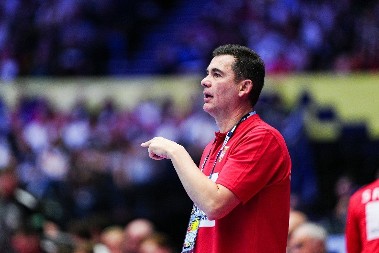 SELEKTOR SRBIJE VIKNUO NA TAJM-AUTU Španac govorio na srpskom na prvenstvu Evrope, ovo je razlog