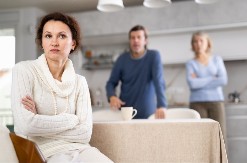 Brat i sestra zaratili zbog stana: Roditelji kupili ćerki nekretninu, a sin sada ne govori sa njima