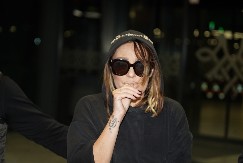 "POZDRAV ZA SVE ONE ŠTO BI VOLELI DA SAM MRTVA" Ana Nikolić novim oglašavanjem zaprepastila javnost 