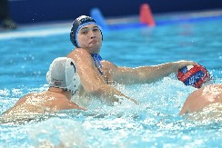 SRBIJI PRIPAO VATERPOLO KLASIK "Delfini" loše počeli, pa srušili Mađarsku i otišli u polufinale Evropskog prvenstva!