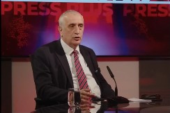 POLITIČKA BOMBA ILI PODVALA? Bulatović sve negirao