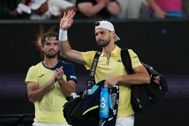 KRAJ VEĆ NA STARTU Veliki Đokovićev prijatelj ispao sa Australijan opena