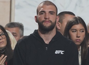 MOKAR DO GOLE KOŽE Veljko Ražnatović objavio fotografiju nakon napornog treninga! (FOTO)