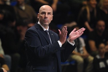 KONAČNO SLAVLJE Penjaroja uživa u prvoj evroligaškoj pobedi na klupi Partizana