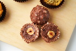 SNIKERS KUGLICE SE TOPE U USTIMA Gotove za 15 minuta, a vole je od 7 do 107