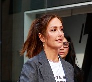 Evo suknje za kojom su odlepile Beograđanke: Možete da je kupite za 2.000 dinara, ali prvo pročešljajte mamin ili bakin orman, naći ćete je sigurno