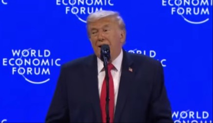 TRAMP SE OBRAĆA U DAVOSU Napao Dansku: Bez nas bi svi danas pričali nemački i japanski, NEZAHVALNI SU