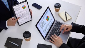 IT SEKTOR VIŠE NIJE NAJPLAĆENIJI: Stručnjaci tvrde da su ova zanimanja budućnost u Srbiji