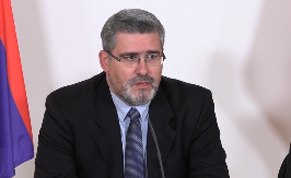 STAROVIĆ ODGOVORIO TADIĆU: "Nema ‘divljačkog upada’ – policija je postupala zakonito!“