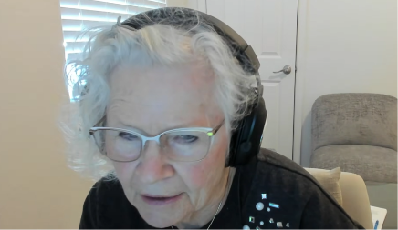 BAKA (81) POSTALA GEJMERKA Sve je krenulo iz zabave, ali sada ima ozbiljniju nameru, tiče se njenog unuka