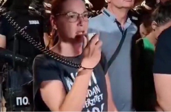 ŠTA BI JOJ MAJKA REKLA? Bivša dekanka zvala policiju zbog "duhovne ugroženosti", a njena ćerka profesorka kuka kada policija štiti fakultet