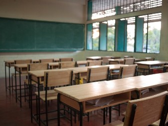 SKRAĆUJE SE RASPUT UČENICIMA KOJI NE GOVORE DOBRO NEMAČKI Oglasio se ministar prosvete Viderker