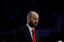 "TRENERU, KAKO STE IGRALI?" Spanulis šokirao sve: Sočno opsovao na srpskom posle debakla od Reala (VIDEO)