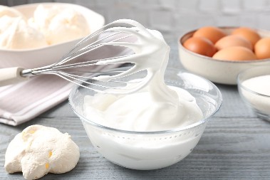 KAKO DO SAVRŠENE TEKSTURE ŠLAGA? Poslastičari otkrili svoj TRIK