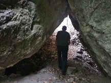 LEGENDA KAŽE DA JE OVDE SKRIVENO BLAGO NEMANJIĆA U pećinu kod Čačka mnogi su pokušavali da uđu, ali su brzo odustajali