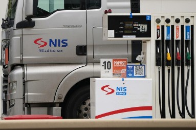 POSEBNA LICENCA ZA NIS Nesmetan rad, rafinerijska prerada i uvoz sirove nafte