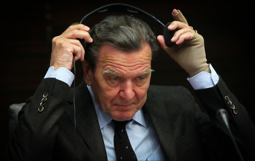 "NEMAČKA TREBA DA SE OKRENE RUSIJI" Šok izjava Gerharda Šredera