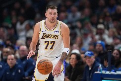 DONČIĆ BEZ MILOSTI Slovenac razbio bivši klub i doneo pobedu Lejkersima