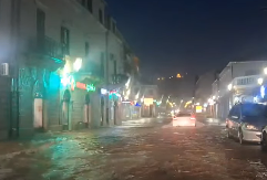 OVDE JE NAJKRITIČNIJE: Snažno nevreme pogodilo Trebinje, poplavljene ulice u centru grada! 