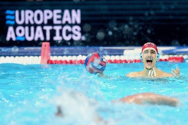 HEROJ NACIJE GLUŠAC Golman Srbije jedva dolazio do reči posle zlata