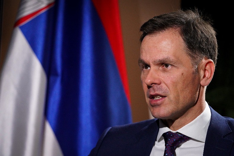 MALI ČESTITAO SRPSKIM "DELFINIMA": Naši zlatni momci; Bravo, šampioni (FOTO)