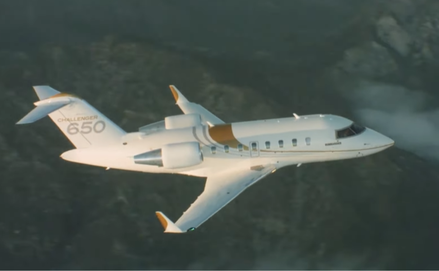 SRUŠIO SE AVION SA PUTNICIMA! Drama u Americi