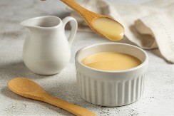 NAPRAVITE DOMAĆE KONDENZOVANO MLEKO Savršeno za rolate i kuglice, a pravi se maltene samo