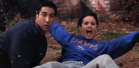 POSLEDNJE OKUPLJANJE GLUMAČKE EKIPE Lisa Kudrov u dvostrukoj ulozi (VIDEO)