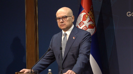 MILOŠ VUČEVIĆ PODNEO OSTAVKU "Moramo da sačuvamo Srbiju kao državu, Milan Đurić danas takođe podnosi ostavku"