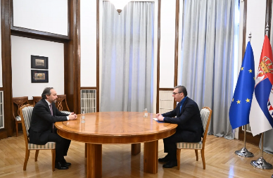 VUČIĆ SE SASTAO SA ŽIOFREOM Predsednik Srbije sa šefom Delegeacije EU o važnim temama (FOTO)