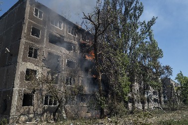 ČASIV JAR PAO NEPRIJATELJU U ŠAKE? Snimci iz drona prikazali RAZORENO ukrajinsko uporište, Rusi ga nemilosrdno bombardovali 9 meseci! (FOTO/VIDEO)