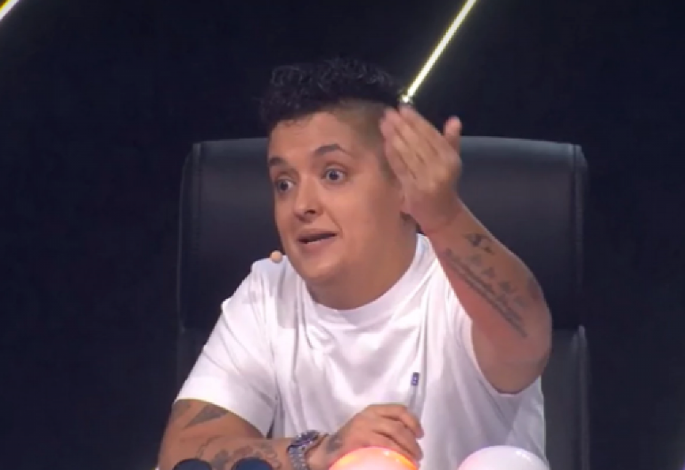 NE TERAJ ME NA NASILJE! Marija Šerifović zapenila na koleginicu, izbio skandal neviđenih razmera, niko ne može da ih smiri