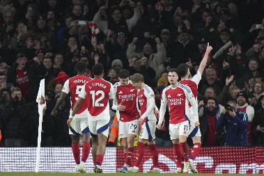 GVARDIOLIN RASPAD SISTEMA Arsenal ponizio Siti na "Emiratima"!